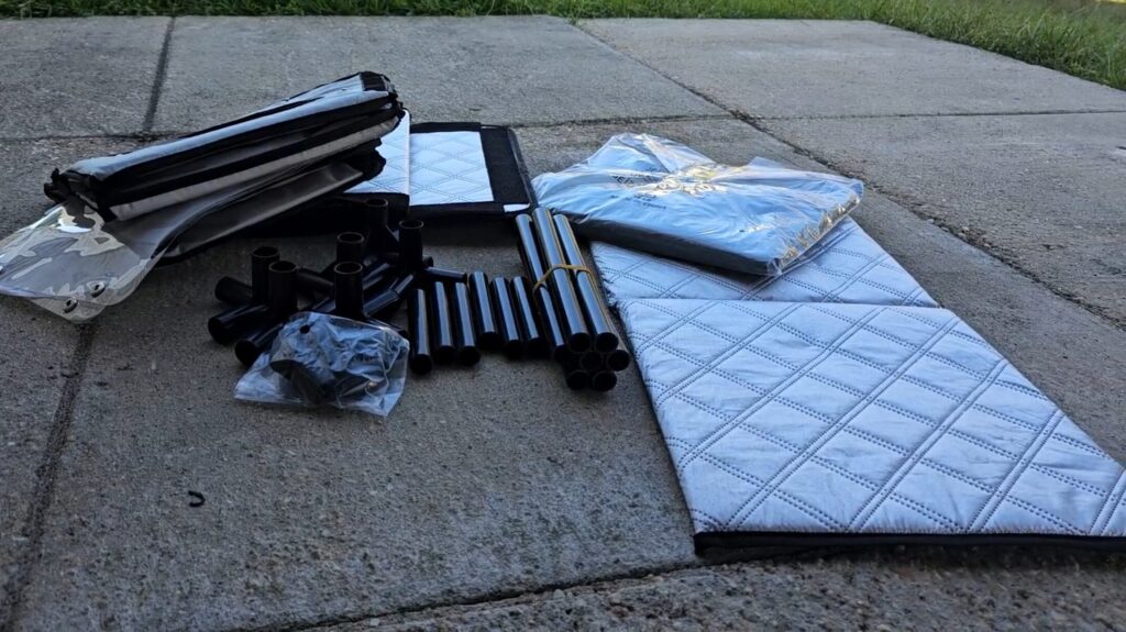 AKAOLA Heated Outdoor Cat House