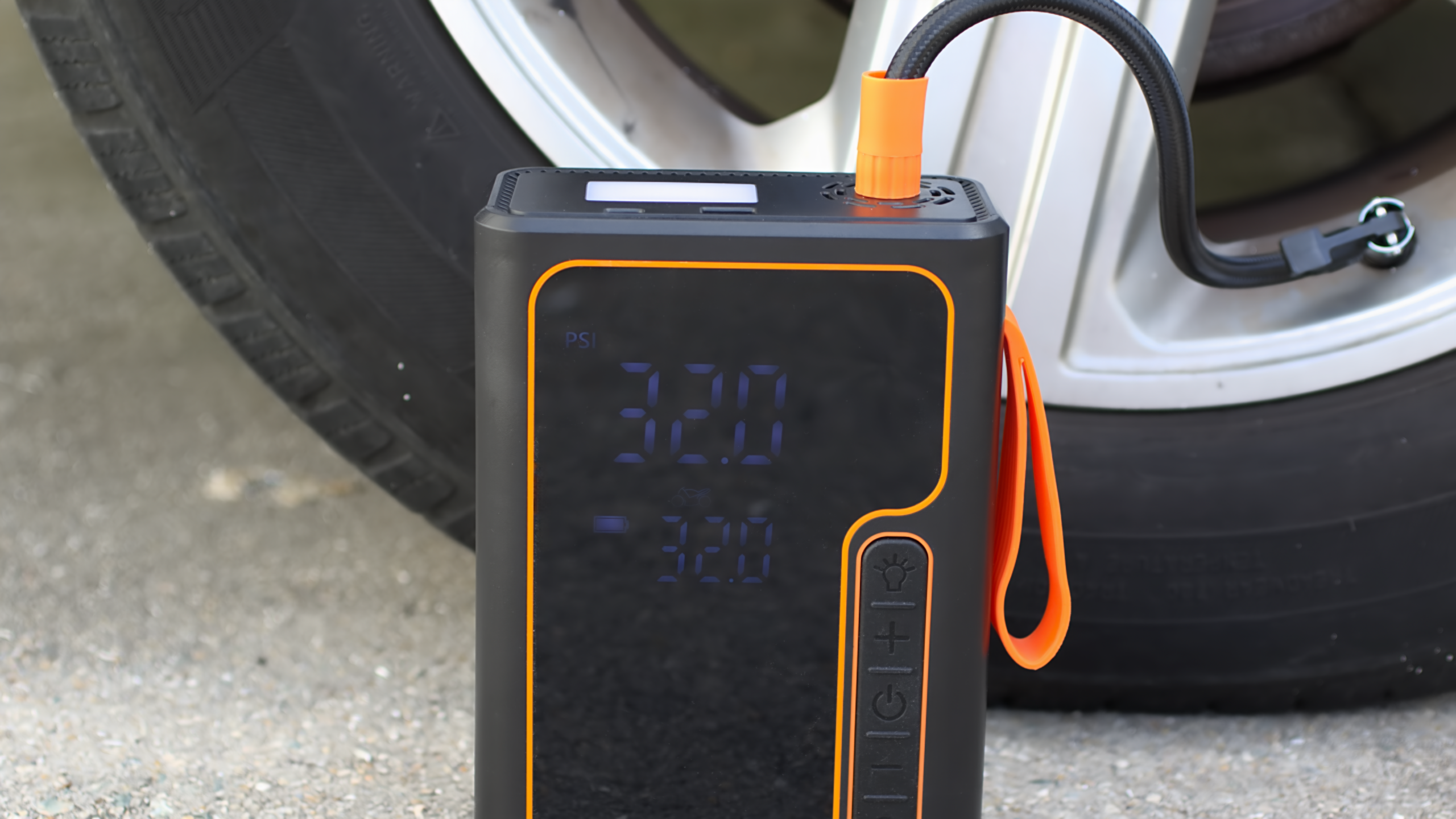 Quotor Cordless Tire Inflator